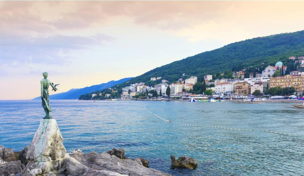 Villa Adriatic, Apartment Enio With Swimming Pool, Panoramic Sew View, Free Parking Ičići Екстериор снимка